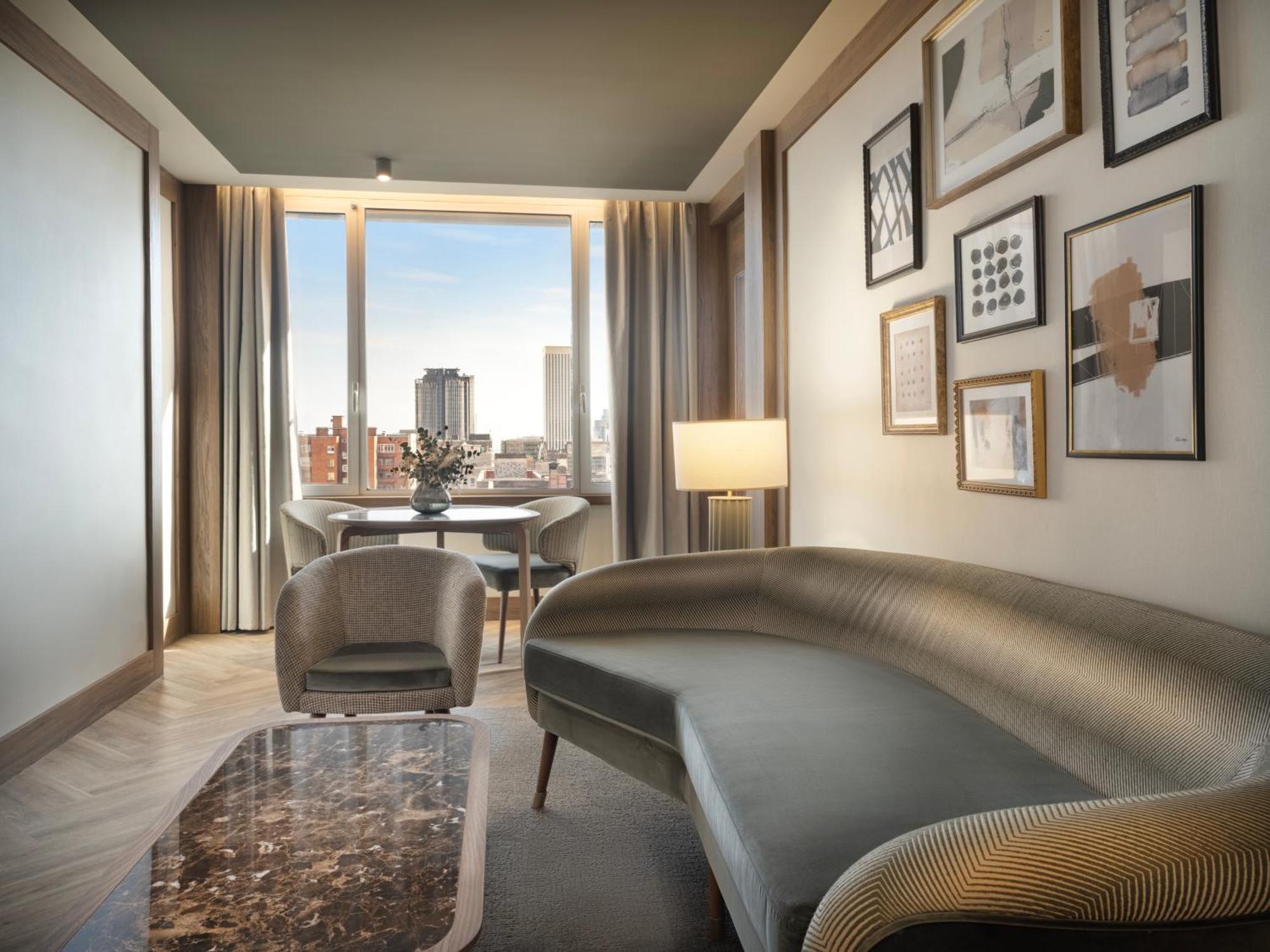 Hotel The Westin Madrid Cuzco Exteriér fotografie